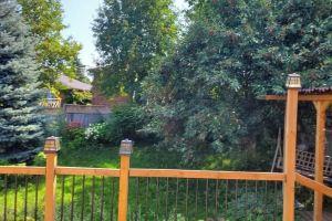 2 BD Bongalo near the beach and shopping Centre Hotel, Barrie
