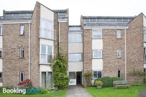 Bright Apartment, Oxford