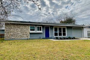 Blue-Door @Maywood - Modern Spaces Hotel, San Antonio