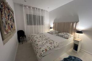 Modern ap near the beach and a few minues walk to center Hotel, Marbella