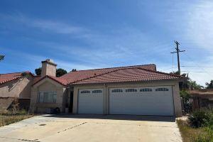 Beautiful and cozy home in, CA! Apartments, Palmdale