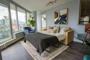 Downtown King Suite-Surround Views-Pool/Gym/Parkng Hotel, Vancouver