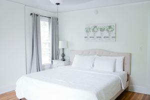 Fully Equipped Kitchen and Fast Wifi - Charming Retreat Hotel, Montgomery