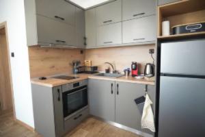 2 Bed Apt - Sleeps 4 Terrace & Pet Friendly Apartments, Sandanski