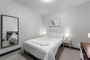 Luxurious Cozy 1BR near Historic Third Ward Apartments, Milwaukee