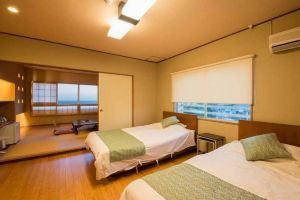 Ebisu Hotel, Kamogawa