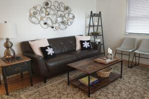 Charming Top Floor Home Close to I-80, UNL, & Downtown Apartments, Lincoln