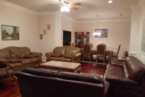 2bedroom apartment in fantastic with AC,WiFi, fitness room ,no kitchen, Arlington