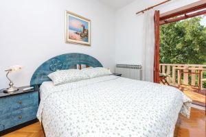 Villa Anka - Five-Bedroom Villa with Terrace and Swimming Pool, Zaton