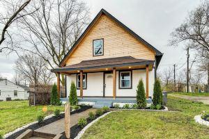 Modern Home < 2 Mi to Downtown! Apartments, Indianapolis