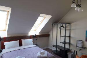 Elidon 1833 Hotel, Banstadt