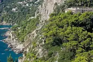Luna Hotel, Capri Village