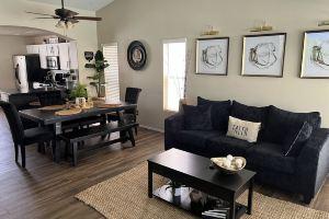 Major Oasis!! Pool !! 3bed 2 bath !! Hotel, Las Vegas