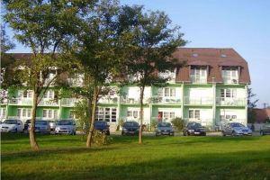 HoldLux Apartmanok, Sarvar