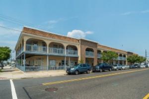 Steps to Pool and Beach with Modern Comforts - Charming Coastal Haven Hotel, Wildwood Crest