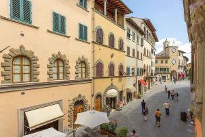 LO Studiolo - A Charming Studio in Chianti Near Florence, San Casciano in Val di Pesa