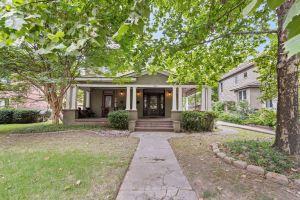Annesdale Duplex #1 - Spacious & Central - 3bed, 2bath - 5 mins to Downtown! Apartments, Memphis