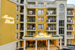 Marina Sands Bijou Boutique - Amazing Views Mini-hotel, Obzor