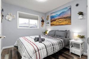 Cute and cozy updated apartment in Midtown [4], Anchorage
