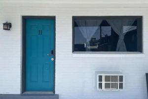 11 Music Room Vintage Motel EV Charging Available, Denver