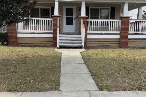 Charming 3-bedroom house in fabulous with WiFi, AC and heat, Savannah