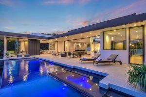 Award-Winning Kitchen and Infinity Edge Pool - Exquisite Modern Retreat, Austin