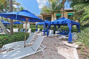 The Art of Modern Living - Oversized Condo Apartment 3 BestStayz.1, Naples