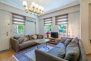 Peaceful Flat with Shared Pool in Kemer Apart-hotel, Camyuva