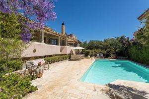 Tria Luxury Residences Apart-hotel, Stoupa