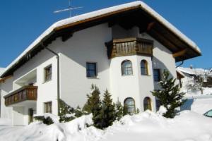 Cozy apartment on a quiet south-facing slope in close proximity to nature, Neuschonau
