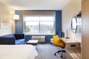 Holiday Inn Express & Suites -, College Station