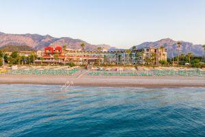 Labada Beach Hotel, Camyuva
