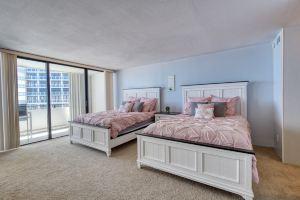 Beachfront Atrium Condo - Oceanview, Pool, Hot Tub, Jacuzzi Apartments, Ormond Beach