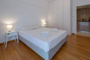 Hippocrates - Faliro Deluxe Apartment, Piraeus