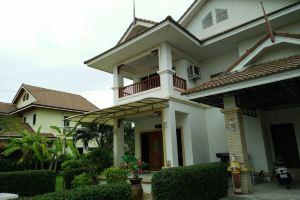 Tropicana Village, Cha-Am