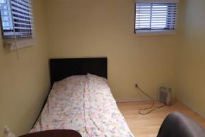 McMaster Accommodations Cottage, Hamilton