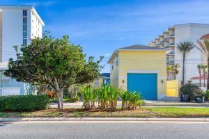 Private Pool, Cozy Fire Pit, Ocean Deck - Stunning Beachfront Escape Hotel, Ormond Beach