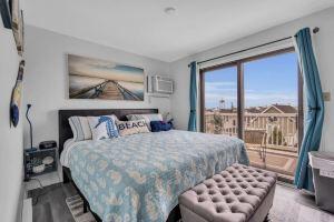 FANTASTIC 2 BR 2 Blocks to beach pool balcony Apartments, Seaside Heights