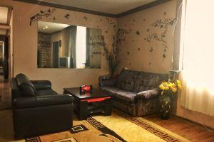 Cozy Apartment with Fireplace, Borjomi