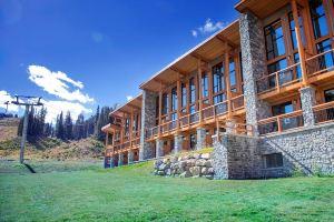 Hotel Sunshine Inn - Superior Inn Room Incl. Daily Lift, Banff