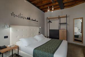 Bonacolsi Collection, MantegnaHotels, Mantua