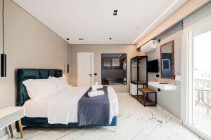 Elite Hotel, Sarande