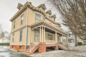 Charming Apt w/ Walkable Location Apartments, Bloomington