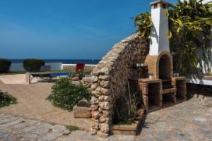 Villa en en primera línea de m ar, Ciutadella