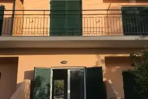 Studio in Banos Apartments with Shared Swimming Pool, Roda