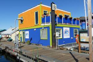 A Float Home B&B in Fisherman’s Wharf Mini-hotel, Victoria