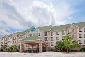 Staybridge Suites-Hwy 63 & I-70 by IHG