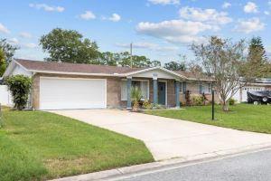 Serenity, Tranquility, Relaxed! 10 Min Drive to Bucees, Speedway, and Beaches!!! Hotel, Ormond Beach