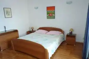 Apartment with stunning sea views, Drasnice