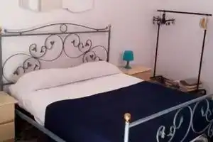 Fermata Marconi, Bari